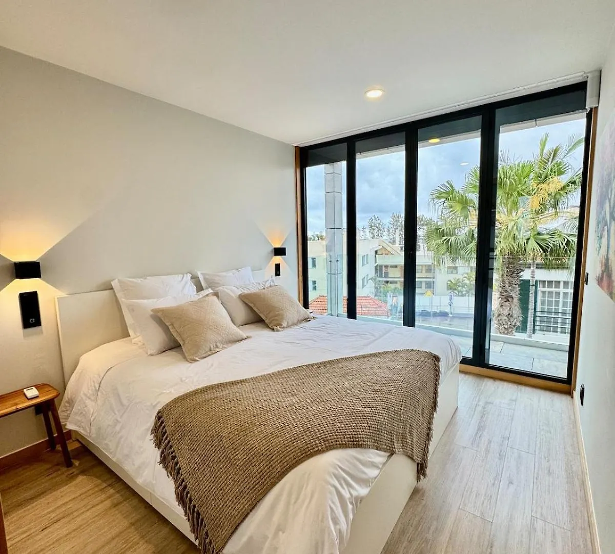 Square House Villa Funchal